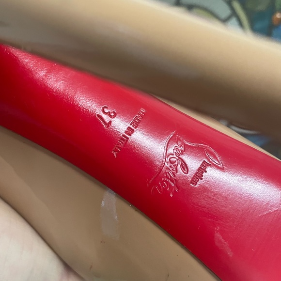 CLB highness patent leather nude/beige platform pumps 7 (6.5) 160’ - Picture 7 of 16